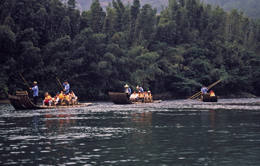 on the river in wuyi shan.jpg